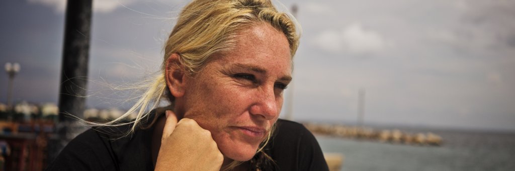 Porträttbild på författaren Jennifer Vidmo